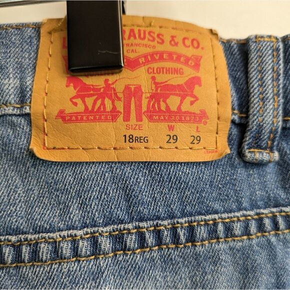 Levi's distressed jeans size 18. 29*29 - Picture 5 of 7